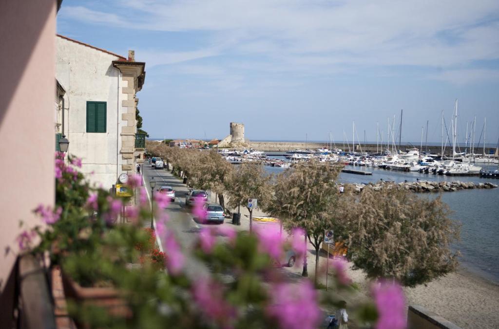 Marinella Hotel 3*