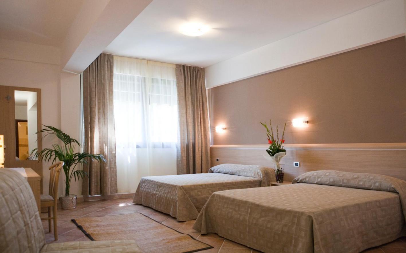 Hotel Marinella