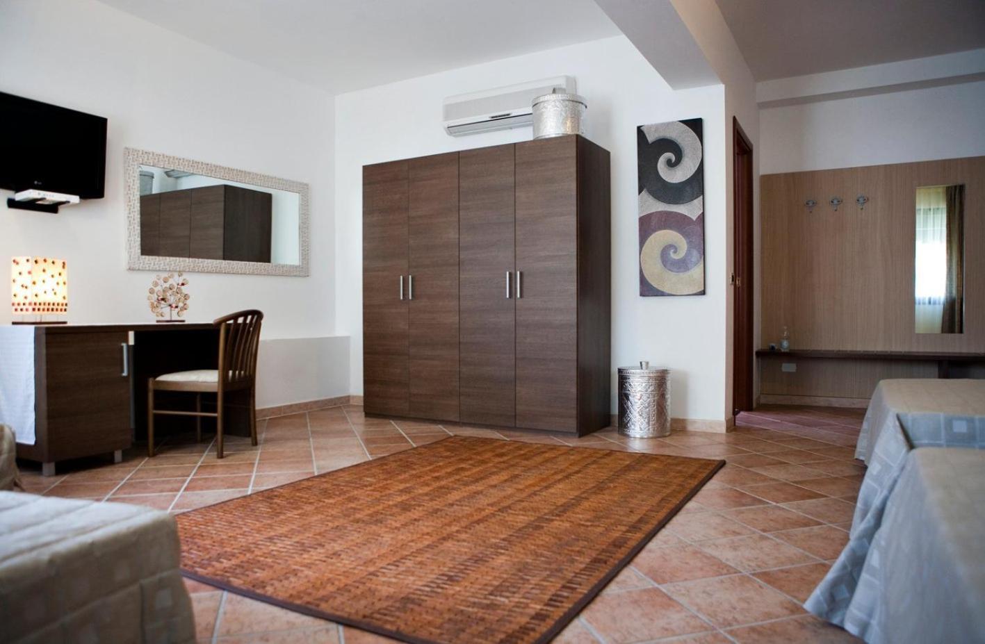 Hotel Marinella 3*