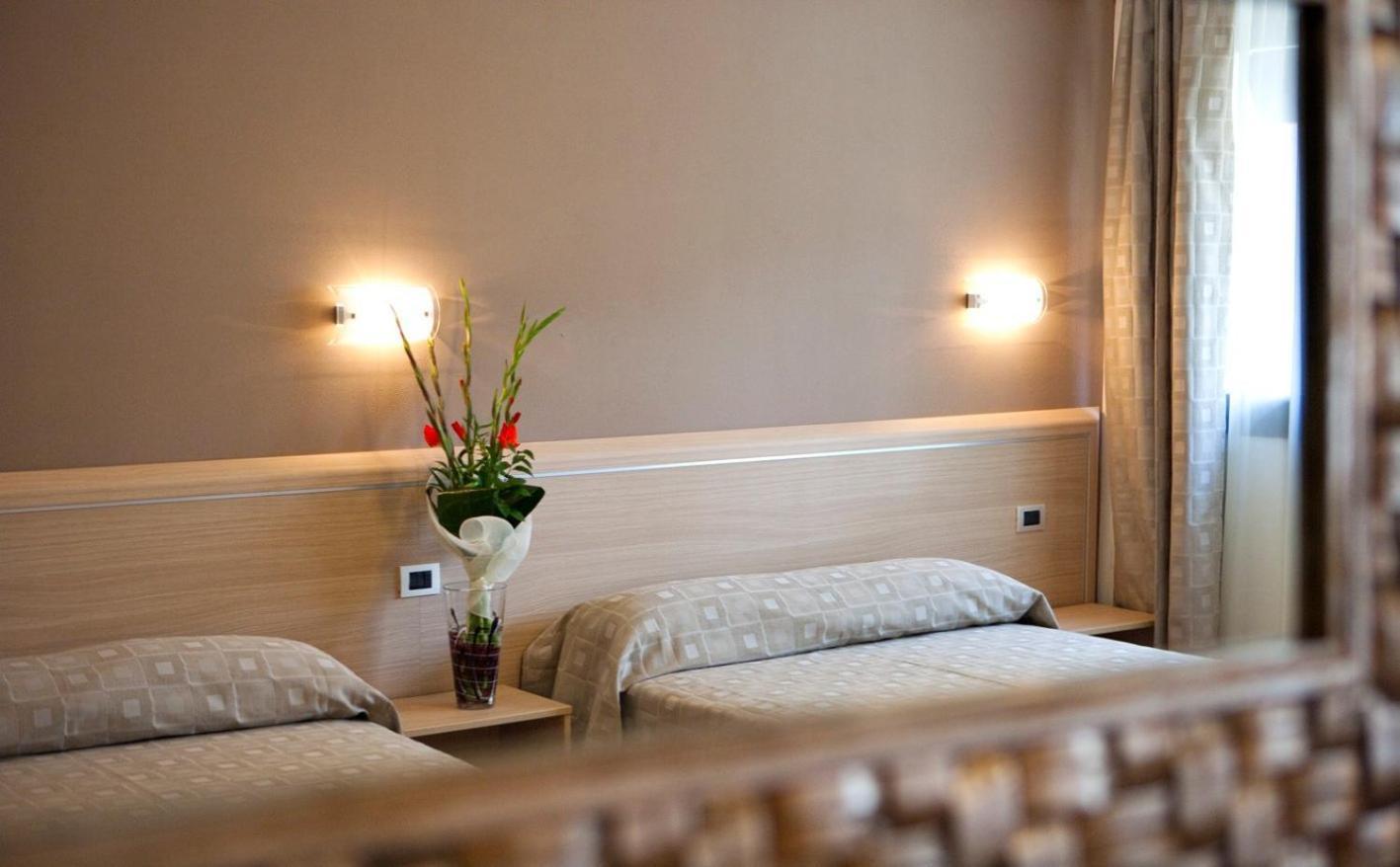 Hotel Marinella 3*